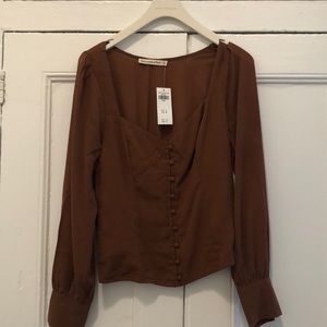 Abercrombie & Fitch // Size Small // Burgundy